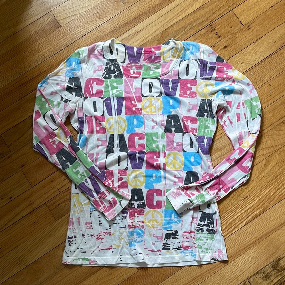 Peace and love long sleep shirt